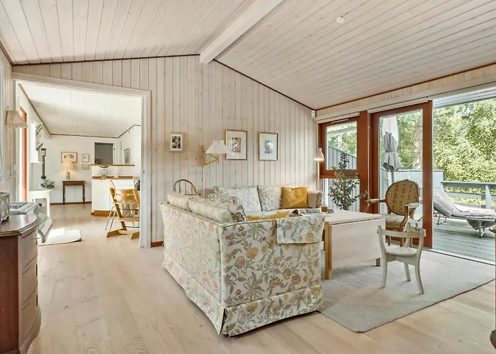 4 Bedroom Stunning In * Rørvig